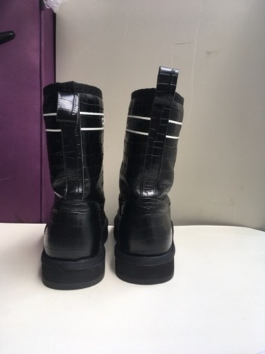 CHANELシャネル黒レザークロコダイル柄 スノーブーツ 内長毛 底長25cm 底横10cm 底高3cm 底上部分高19.5cm