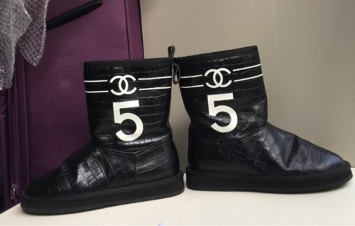 CHANELシャネル黒レザークロコダイル柄 スノーブーツ 内長毛 底長25cm 底横10cm 底高3cm 底上部分高19.5cm