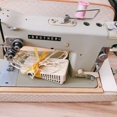 【お話中】ブラザー　職業用ジグザグミシン