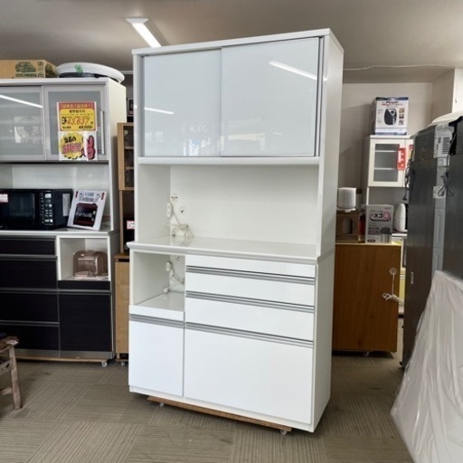 【超美品‼️】定価24万♪ 高級 松田家具 118cm幅キッチンボード 食器棚 収納家具 鏡面仕上げホワイト♪