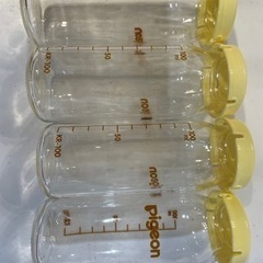 哺乳瓶  4本