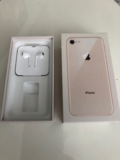 iPhone 8 64GB ゴールド SIMロック解除済