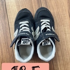 18.5 19.0 ニューバランス スニーカーの画像