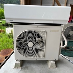 27日まで5000円値引きします　東芝ルームエアコンディショナ　...