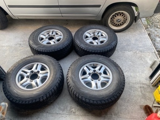 275/70r16 スタッドレス