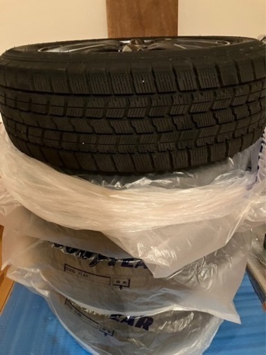 185/60R15 84Qスタッドレスタイヤ、ホイール