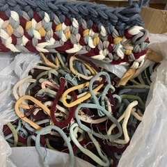 編める方