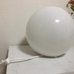 【無料で譲ります📣】ベッドサイドランプ