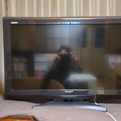 AQUOSLC-32E9　32インチ テレビの画像