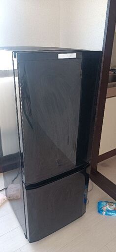 三菱電気冷蔵庫　MR P15A B
