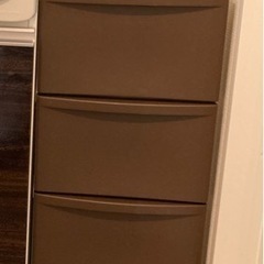 急募【超美品】ニトリ 3段チェスト 引き出し　ブラウンの画像