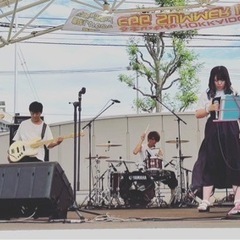 女性ボーカルのオリジナルバンド　ベース募集