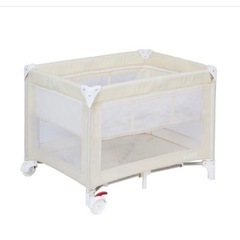 カトージ ベビーベッド  取り引き中の画像