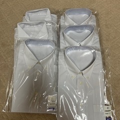 カッターシャツ