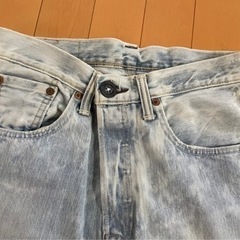 【数回のみ着用】メンズ　ダメージ　ジーンズの画像