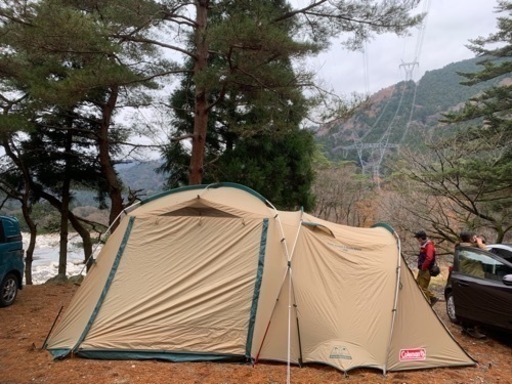 Coleman前室付き4人住めるテント