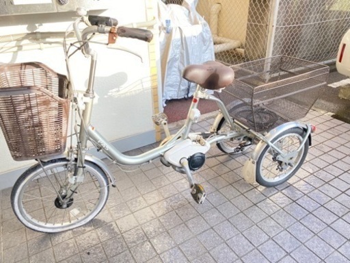 電動アシスト三輪車