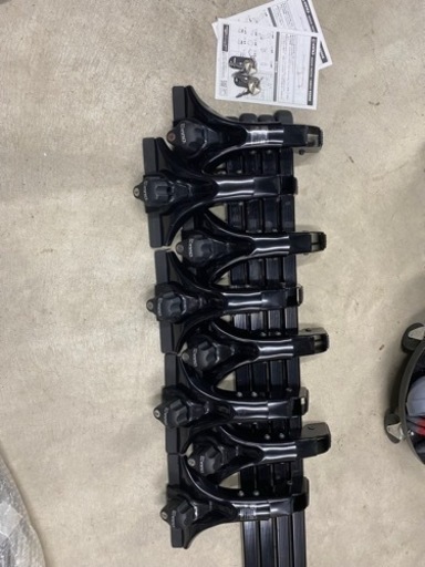 ハイエースワイドミドルルーフ用INNOルーフキャリア(専用高さ)