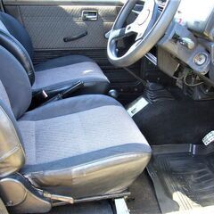 ４年 ジムニー ＪＡ１１Ｖ改 ５速 エアコン リフトアップ公認 カスタム多数 車検たっぷりの画像