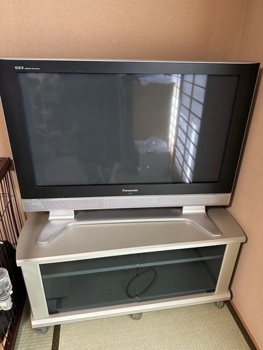 Panasonicビエラ37型とテレビ台