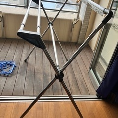 伸縮物干しスタンドの画像