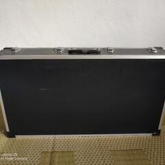 ケース　外寸　68x3x15　各センチ