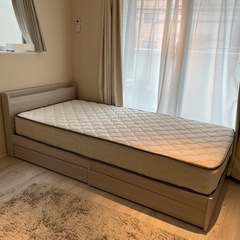 【受付終了】シングルベッド　マットレス付き　収納付き　スマホスタ...