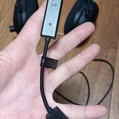 ゲーミングヘッドセットとゲーミングマウス(無線)の画像