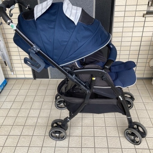 (値下げ)Aprica アップリカ　ラクーナクッションAD ネイビー
