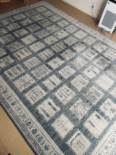 北欧風　高級ラグ