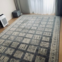 北欧風　高級ラグ