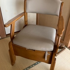 介護トイレ(家具調トイレ自立5型R)