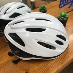通学用ヘルメット白