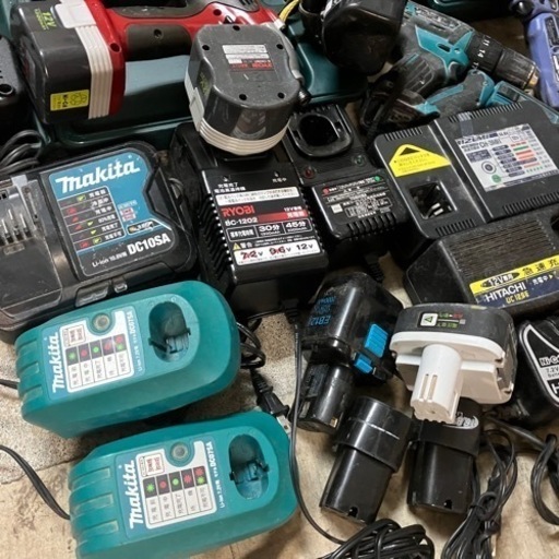 大量 電動工具 ドライバ インパクト 充電器 ドリル バッテリー など