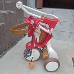 三輪車の画像