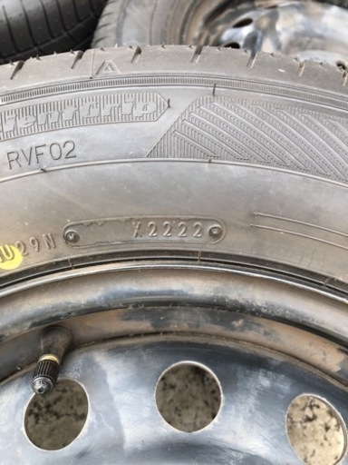 グッドイヤー195/65R15 トヨタホイールカバー付