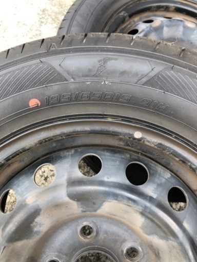 グッドイヤー195/65R15 トヨタホイールカバー付