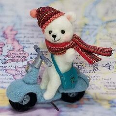 羊毛フェルトの動物とお人形の画像