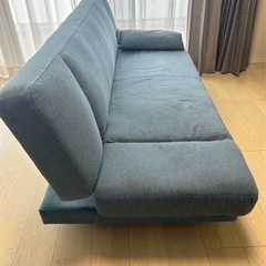 ソファーベット青の画像