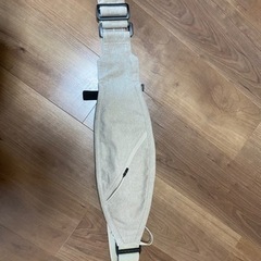 【お譲り先決定】グスケット　ヒップシート