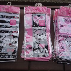 CECIL　McBEE セシルマクビー　ハンカチ　３０×30㎝3...