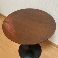 【早い者勝ち 丸テーブル】※8月27日迄にお引取り出来るを方ご優先しますの画像