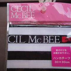 CECIL　McBEE セシルマクビー　ハンカチ　３０×30㎝3種類・１種類各１００円です。新品未使用の画像