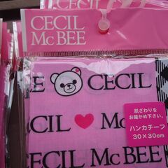 CECIL　McBEE セシルマクビー　ハンカチ　３０×30㎝3種類・１種類各１００円です。新品未使用の画像