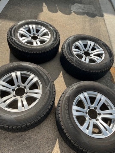 265/65R17 プラド等に　スタッドレスタイヤ