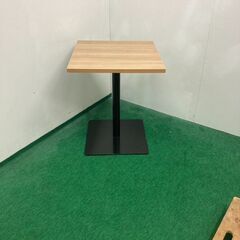 オフィスコム　カフェテーブル