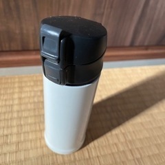 シンプルワンタッチマグボトル☆カバー付きの画像