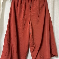 ガウチョパンツ