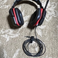 ヘッドフォン　ゲーミングヘッドフォン