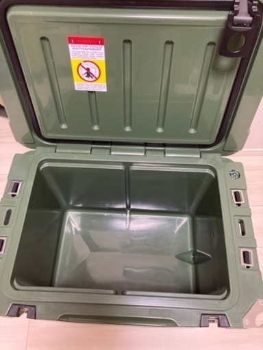 クーラーボックス　33.1l